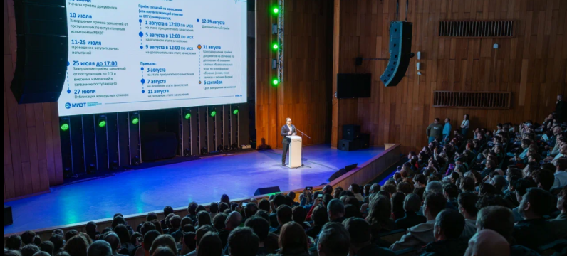 Более 2500 человек посетили весенний День открытых дверей